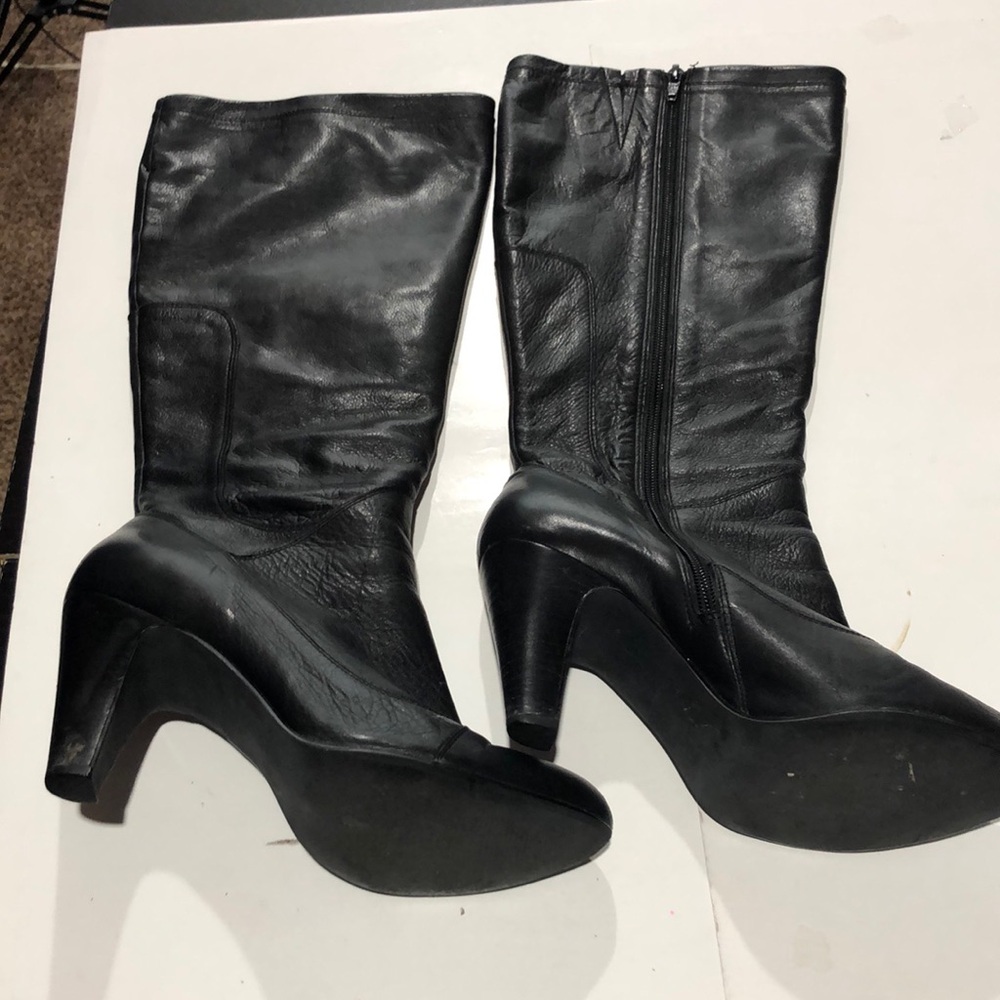 Icora black leather tall boots size 8